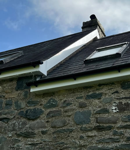 Roofing contractors in Caernarfon